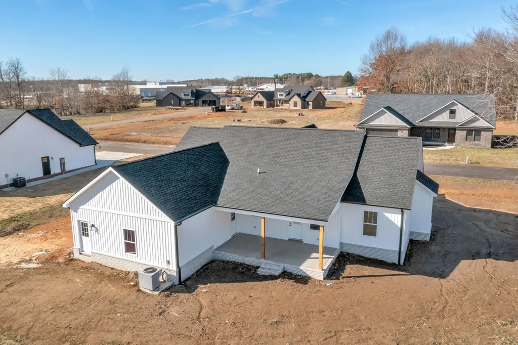 40 Ellie Ct Court Mayfield KY 42066