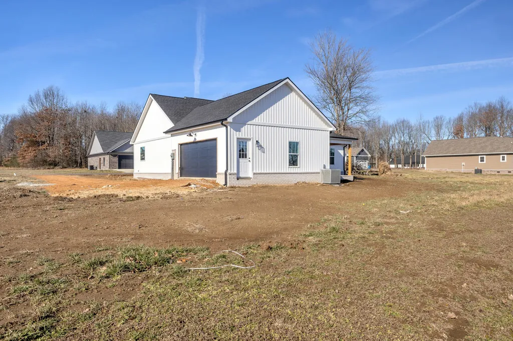 40 Ellie Ct Court Mayfield KY 42066