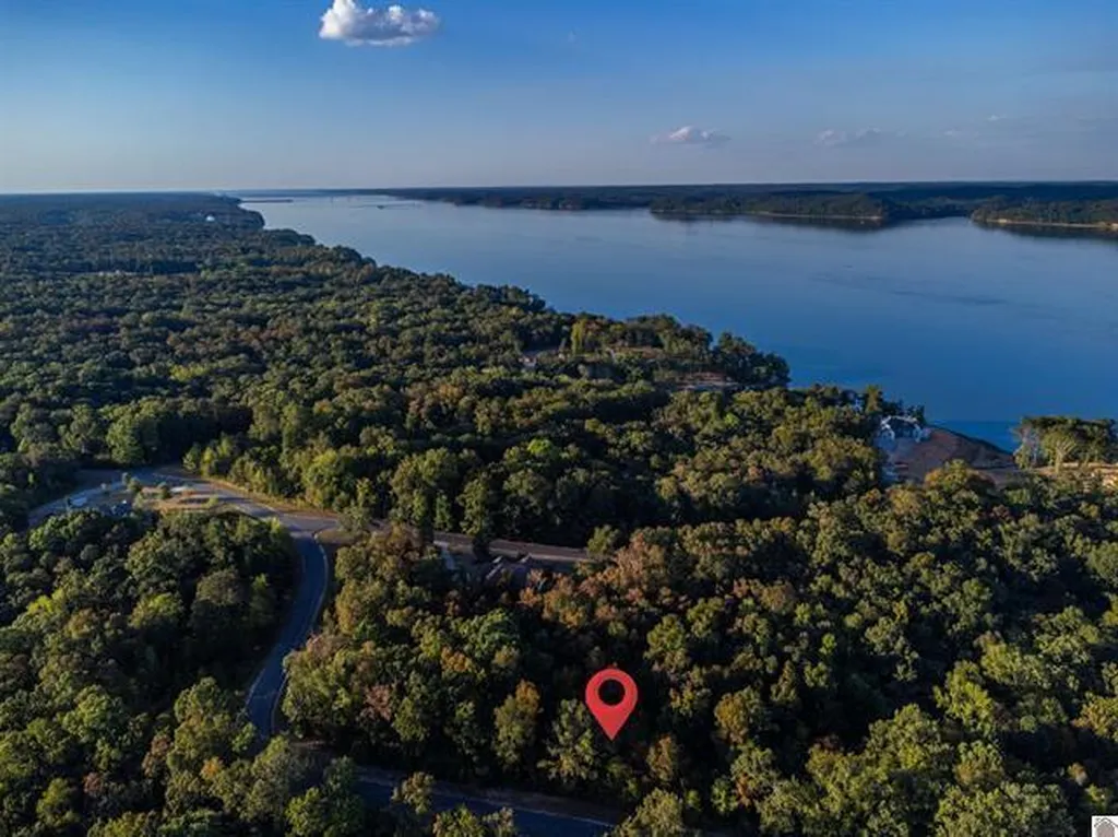 Lot 47 Dock Drive Murray KY 42071