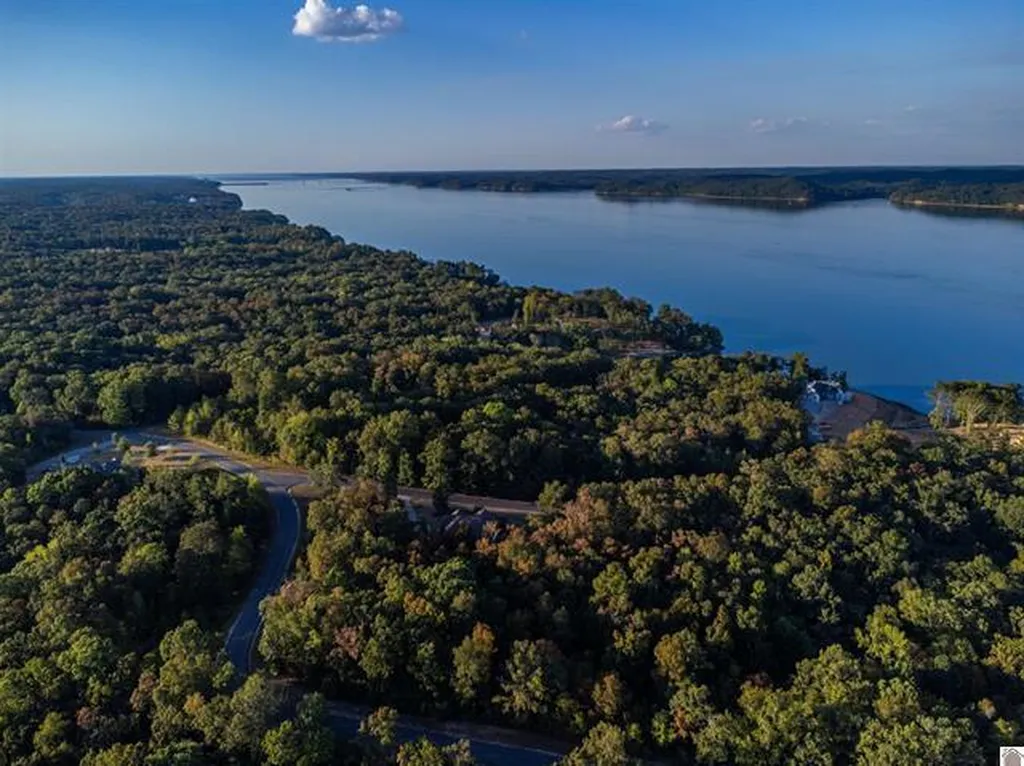 Lot 47 Dock Drive Murray KY 42071