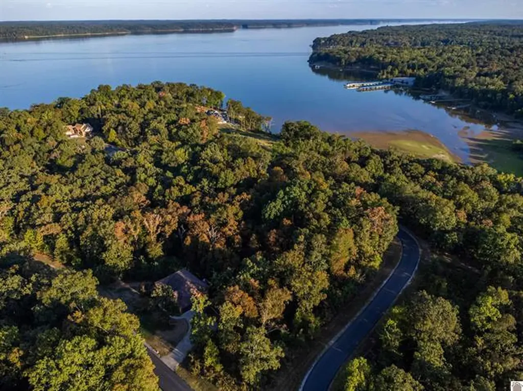 Lot 47 Dock Drive Murray KY 42071