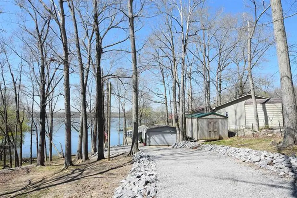 555 Randy Drive Cadiz KY 42211
