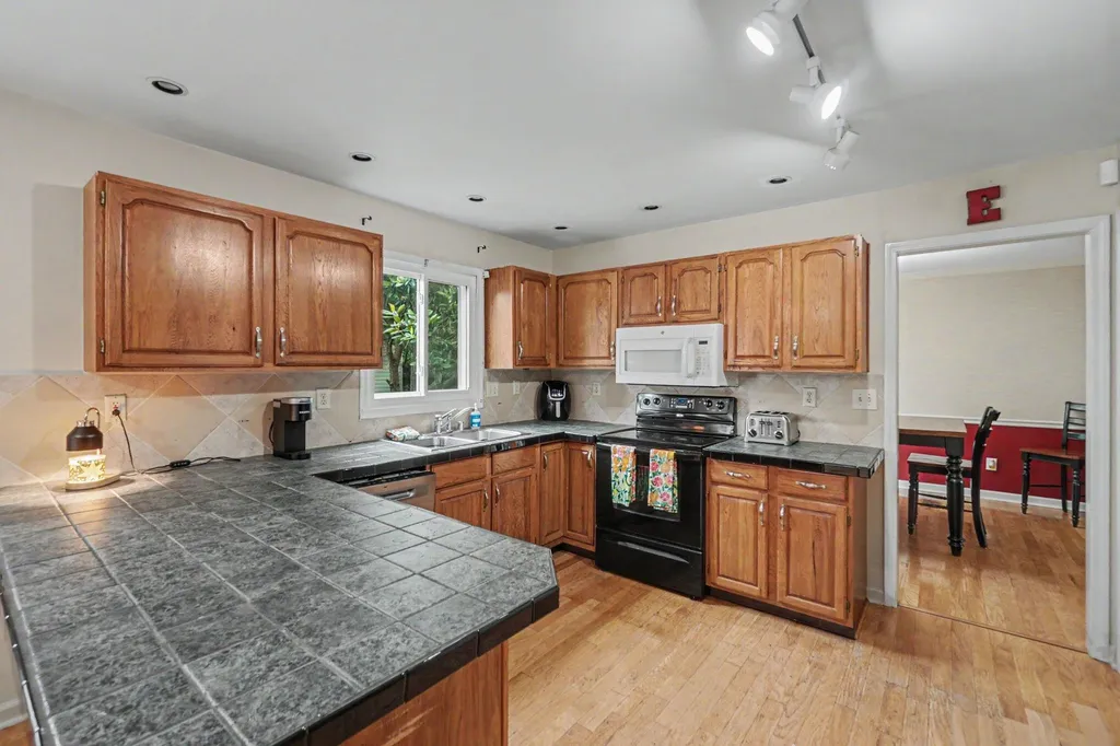 411 Skylark Drive Winchester KY 40391