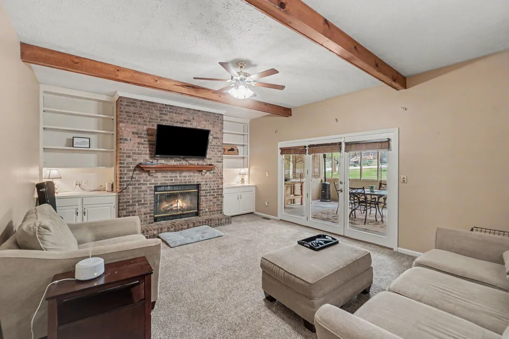411 Skylark Drive Winchester KY 40391