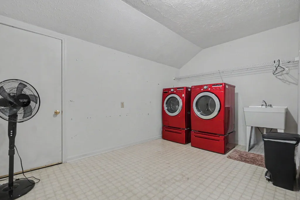 411 Skylark Drive Winchester KY 40391