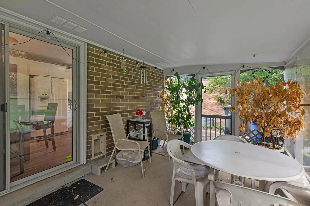 3336 Featherston Drive Lexington KY 40515