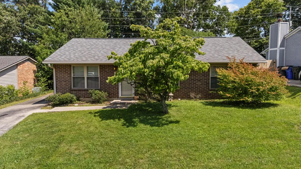3336 Featherston Drive Lexington KY 40515