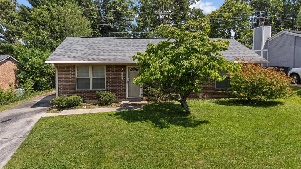 3336 Featherston Drive Lexington KY 40515