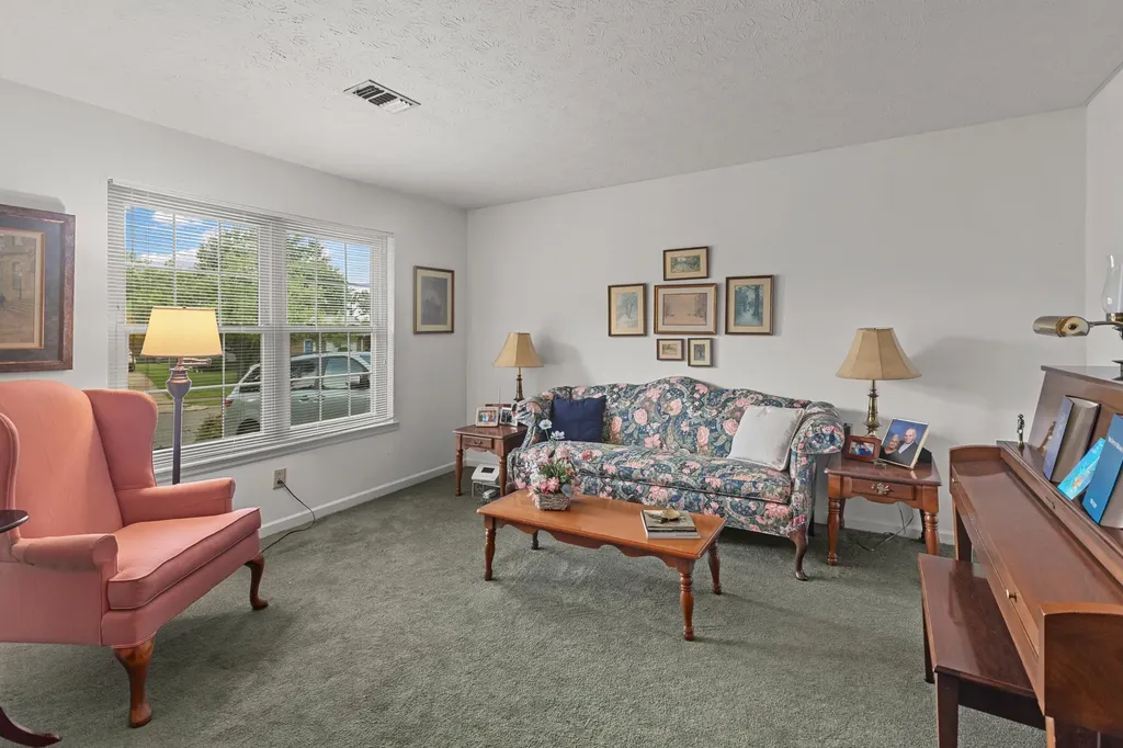 3336 Featherston Drive Lexington KY 40515