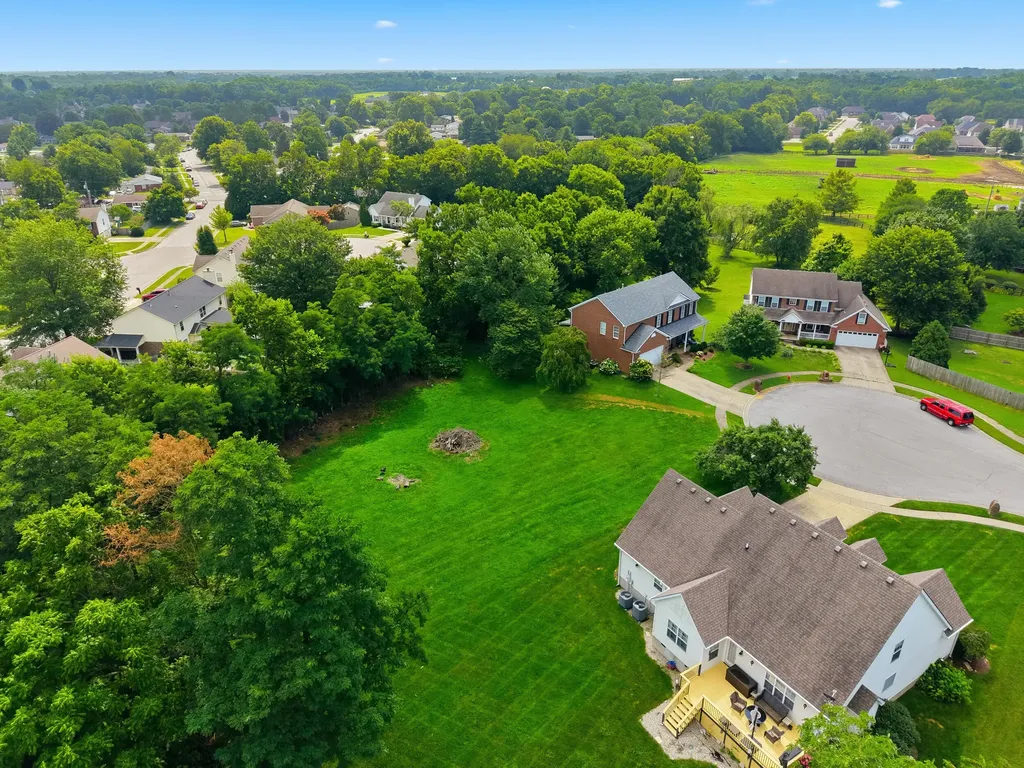 235 Locust Grove Way Versailles KY 40383