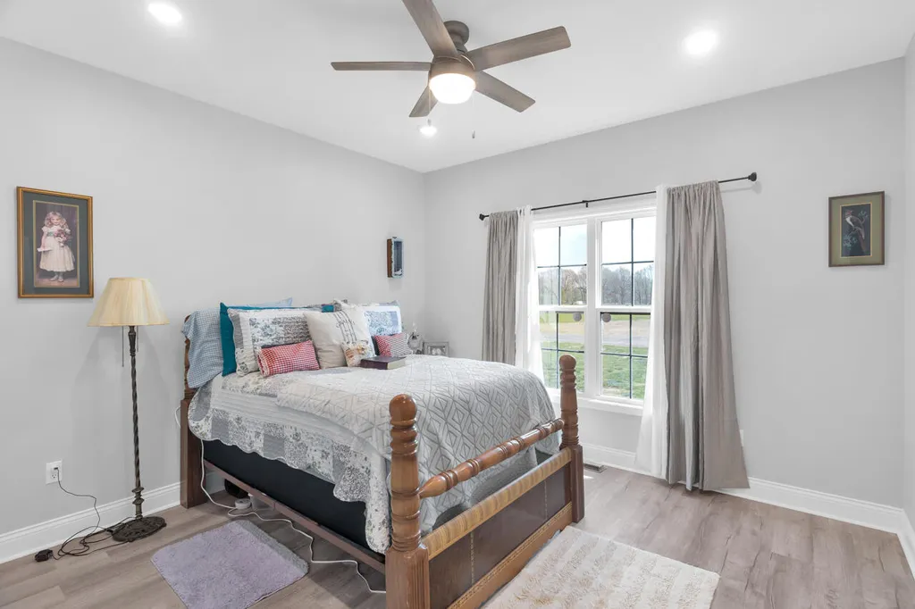 175 Ayly Estates Drive Mayfield KY 42066