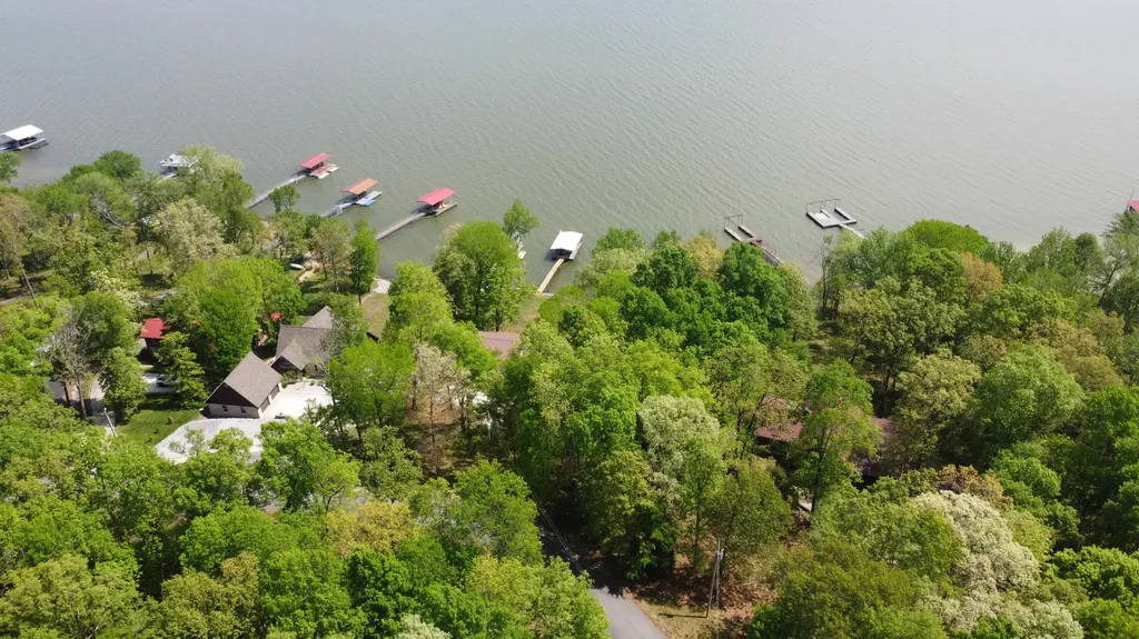 Lot 7 Red Water Drive New Concord KY 42076