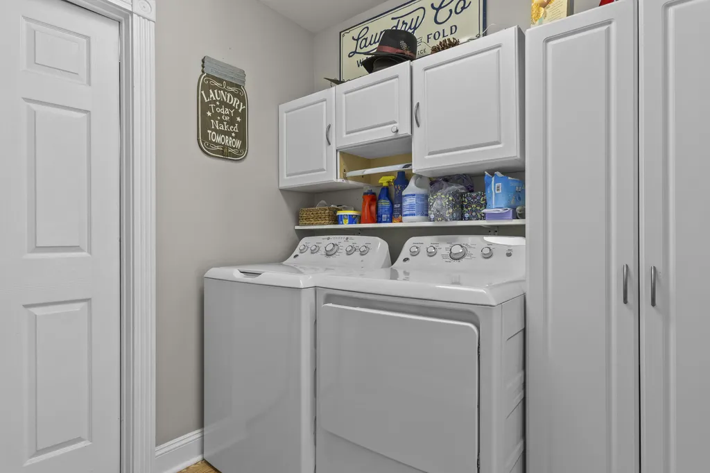 61 Rayburn Lane Tollesboro KY 41189