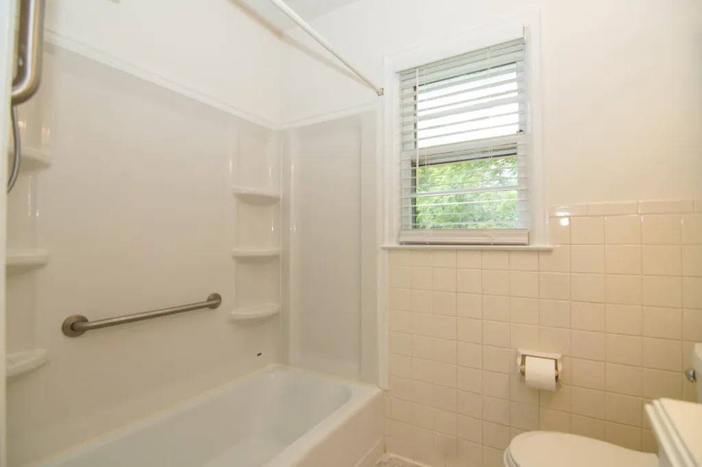 705 Beaumont Avenue Harrodsburg KY 40330