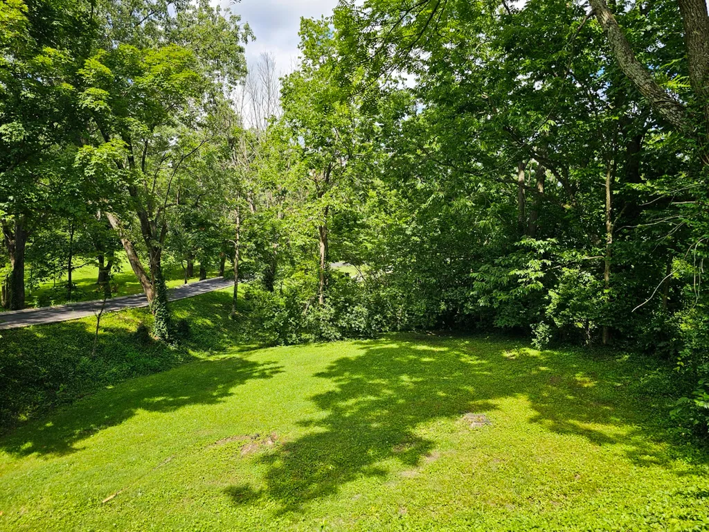 705 Beaumont Avenue Harrodsburg KY 40330