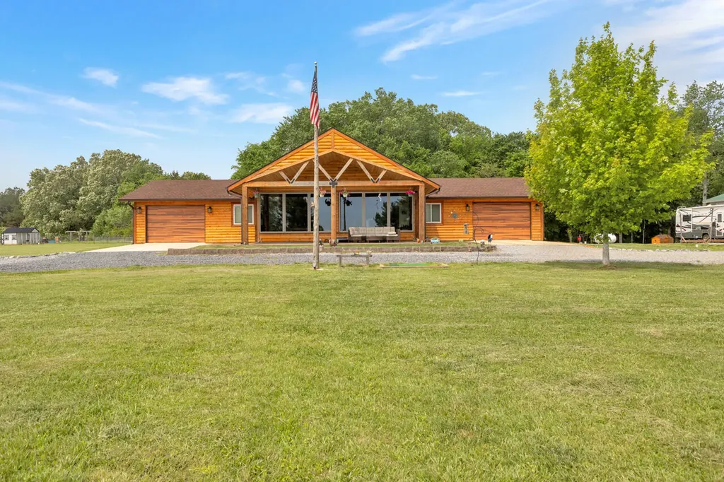 227 Whitetail Lane Hazel KY 42049