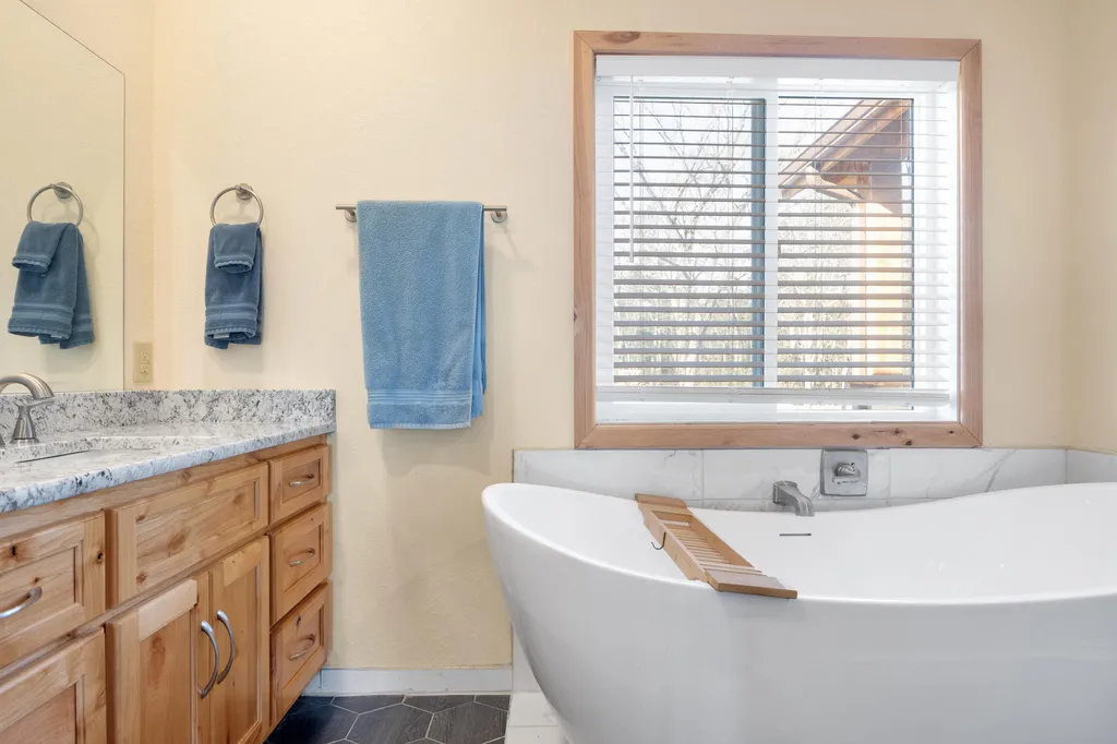 227 Whitetail Lane Hazel KY 42049