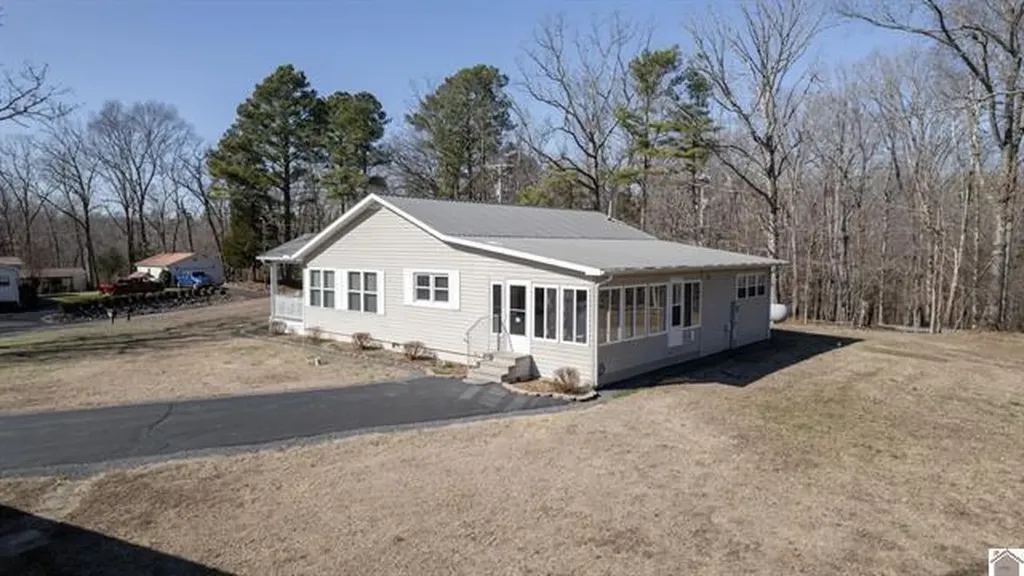 2488 Cypress Trail New Concord KY 42076