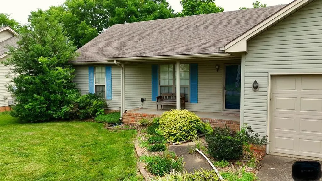 905 Sivley Road Hopkinsville KY 42240