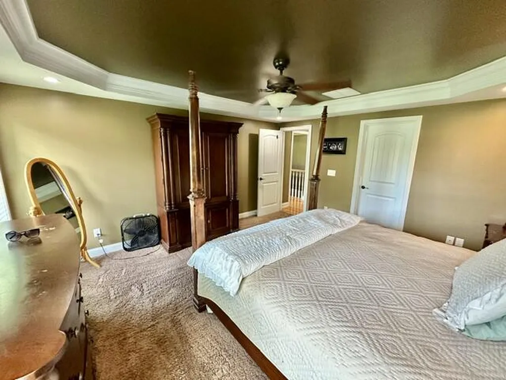164 Masters Circle Benton KY 42025