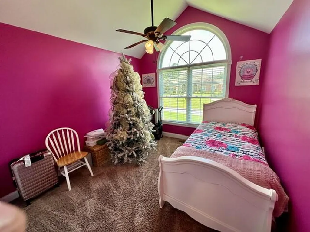 164 Masters Circle Benton KY 42025