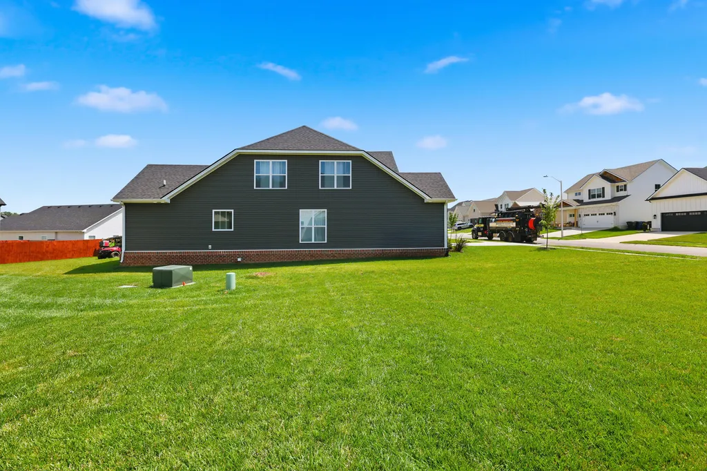 4076 Buttermilk Road Lexington KY 40509