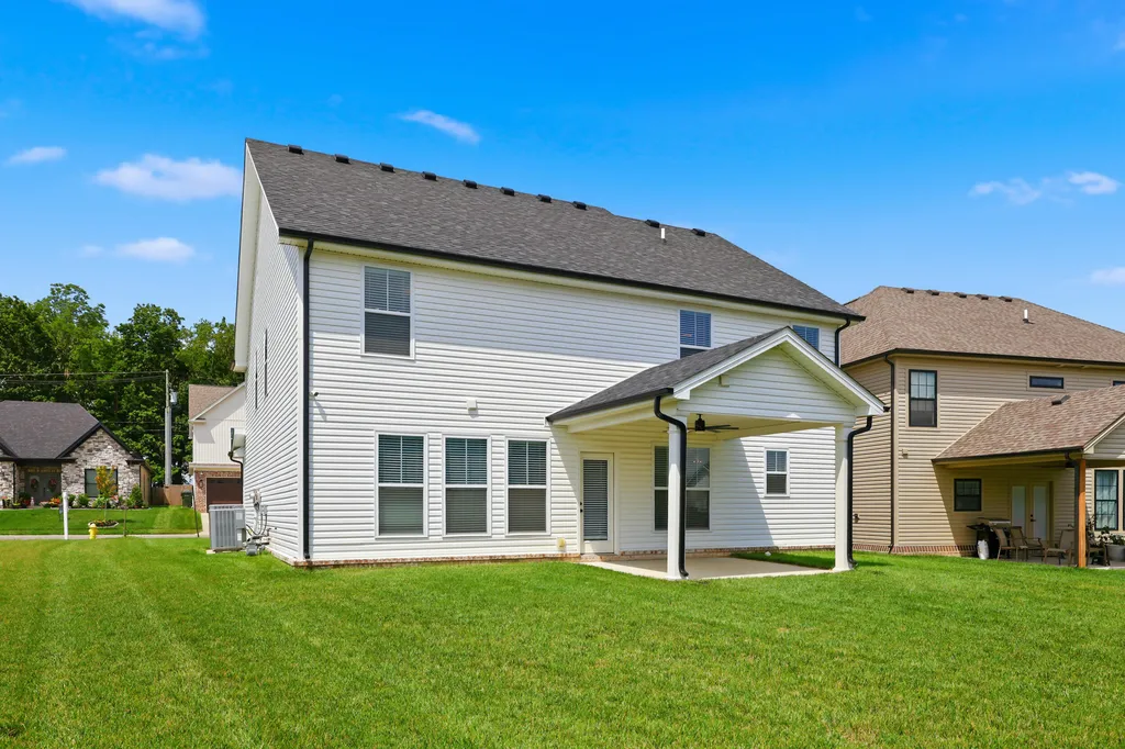 4076 Buttermilk Road Lexington KY 40509
