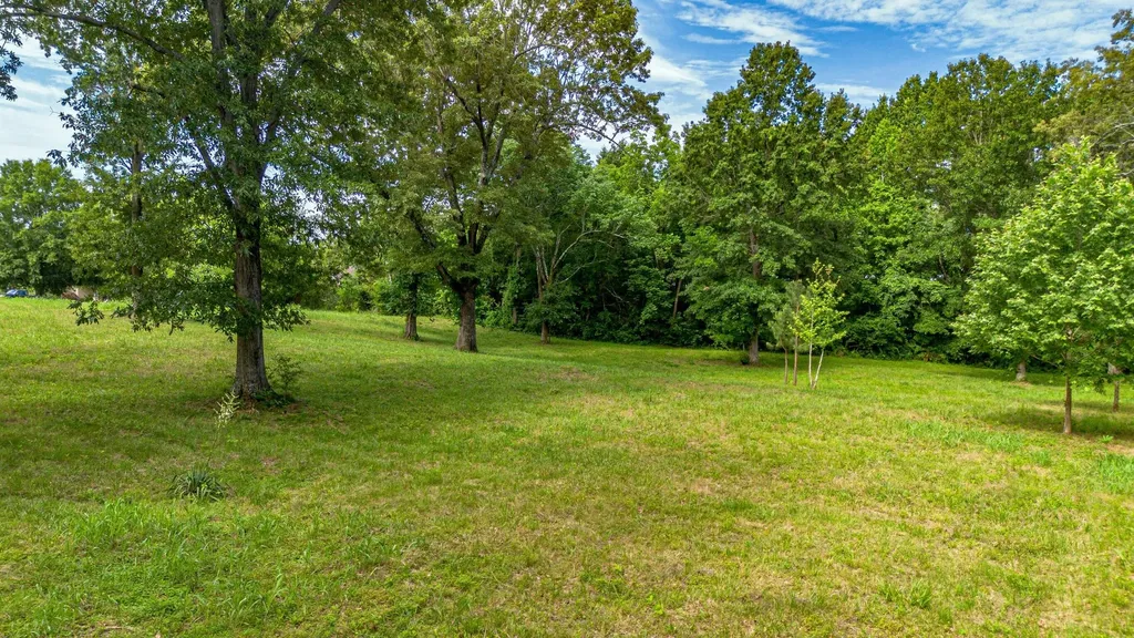 145 Kiana Court Paducah KY 42001