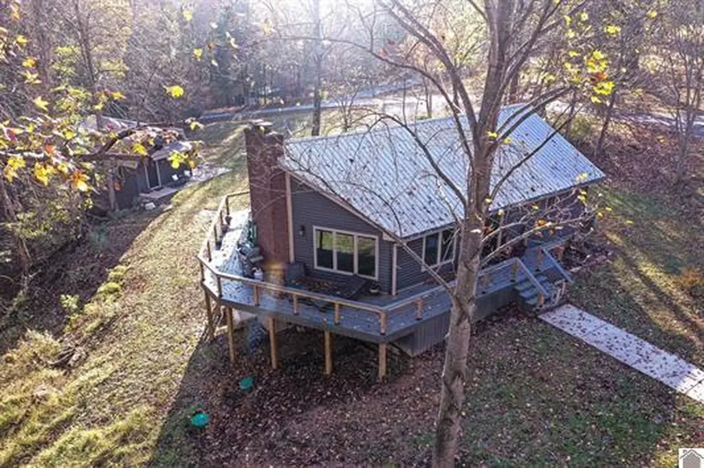 12 Beech Point Drive Cadiz KY 42211
