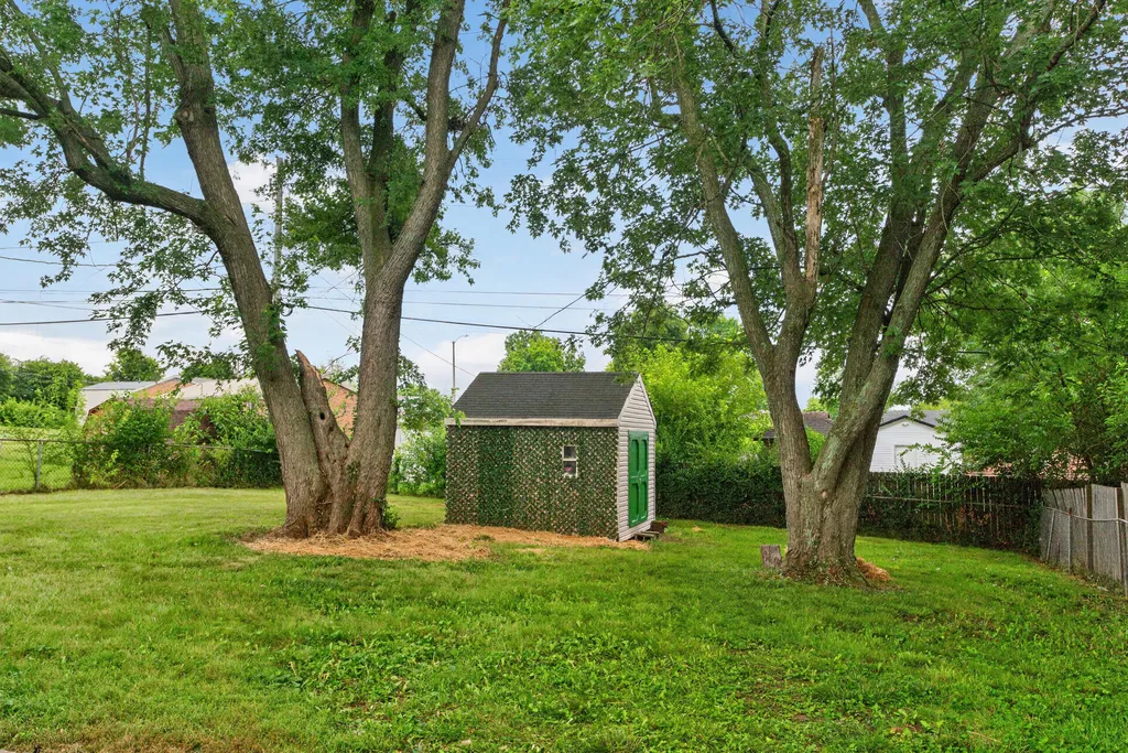 317 Royalty Court Nicholasville KY 40356