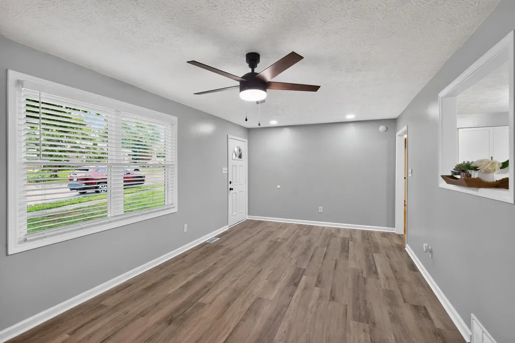 317 Royalty Court Nicholasville KY 40356