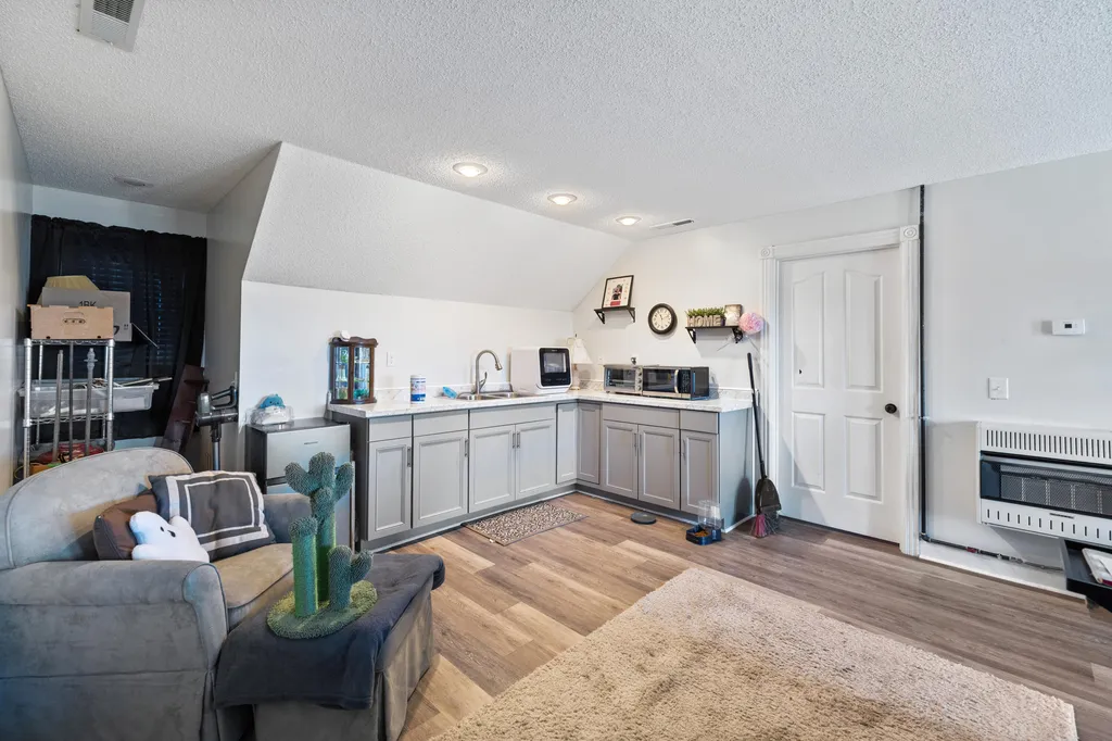 864 Pleasant Grove Road Hazel KY 42049