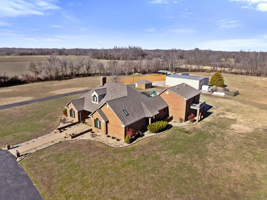864 Pleasant Grove Road Hazel KY 42049