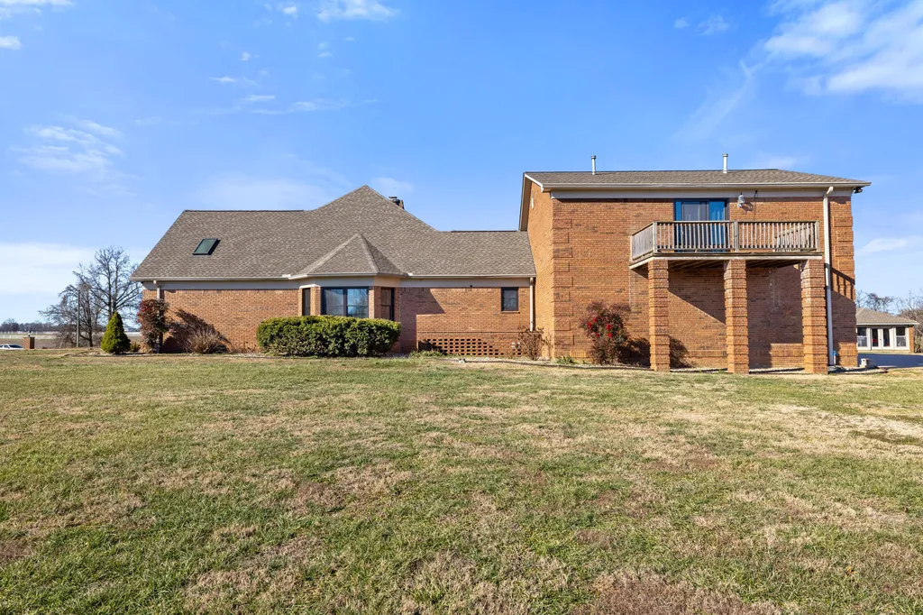 864 Pleasant Grove Road Hazel KY 42049