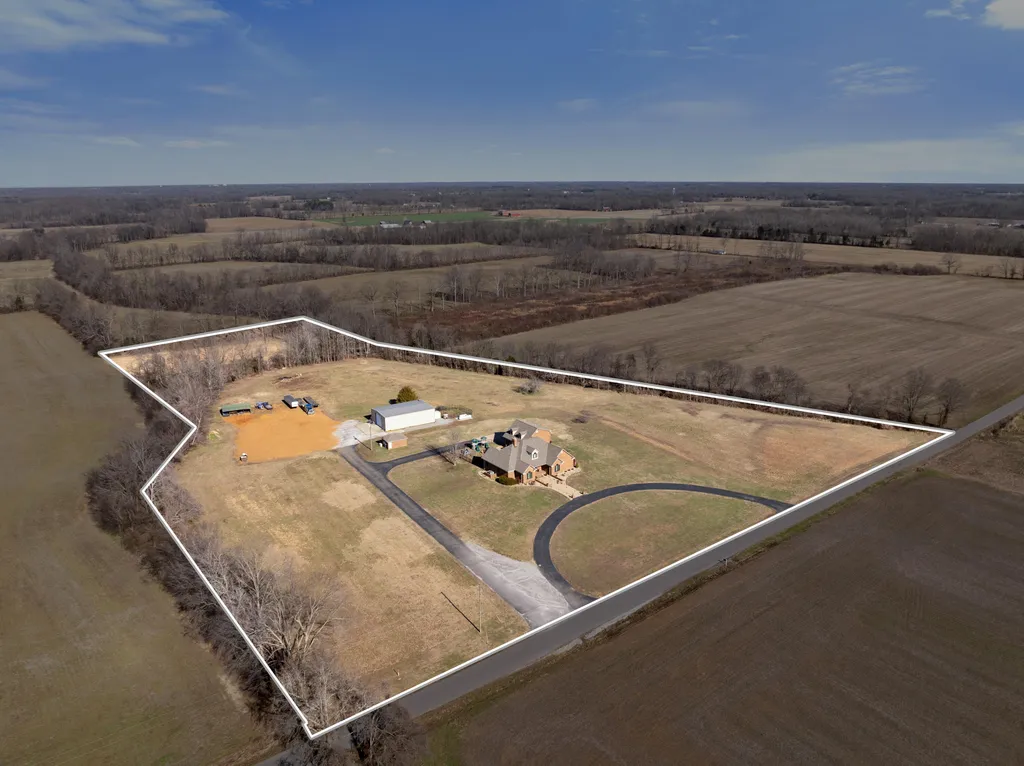 864 Pleasant Grove Road Hazel KY 42049
