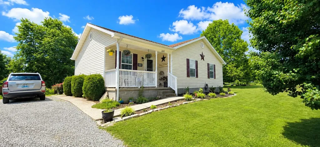 222 Kentucky Avenue Junction City KY 40440