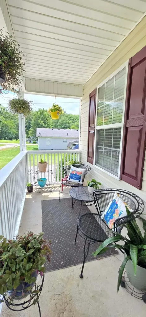 222 Kentucky Avenue Junction City KY 40440