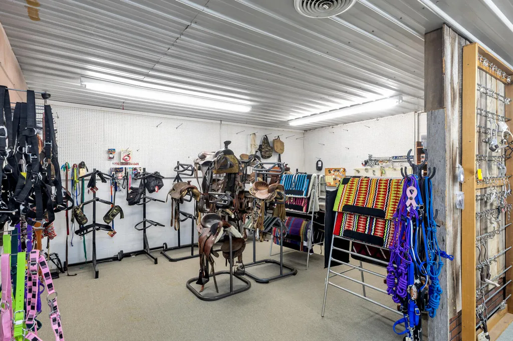 705 W 705 Main St Street Hazel KY 42049