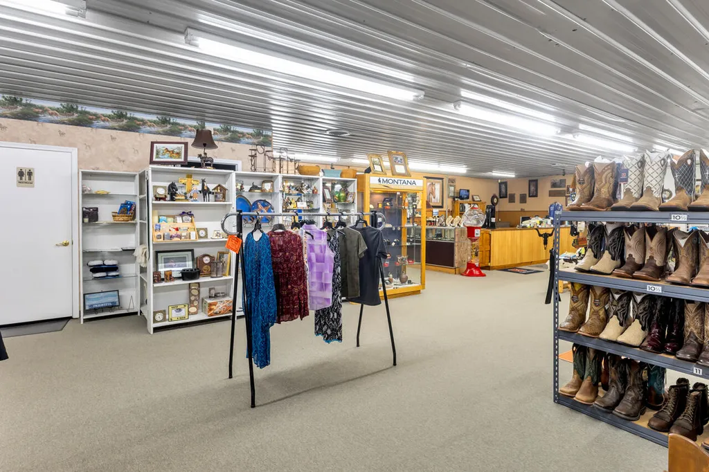 705 W 705 Main St Street Hazel KY 42049