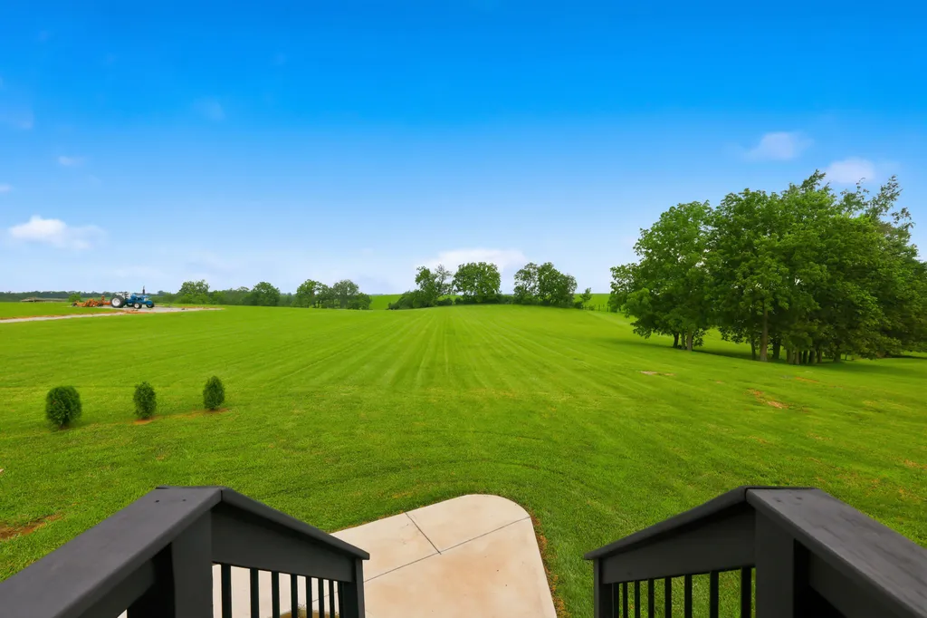 2180 Big Stoner Road Winchester KY 40391