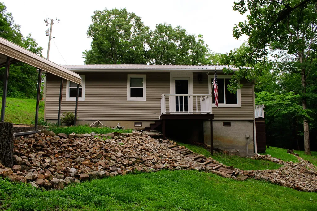 619 Lake Shore Drive New Concord KY 42076