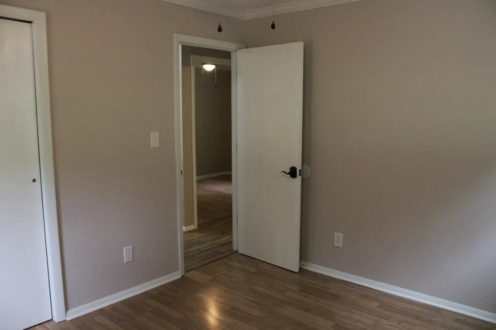 619 Lake Shore Drive New Concord KY 42076