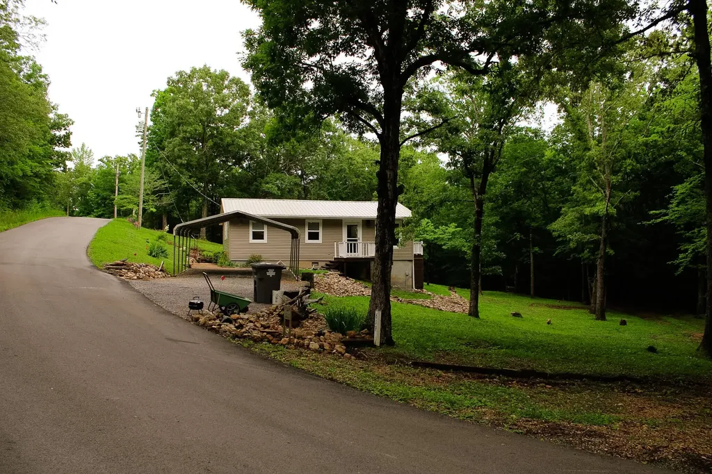 619 Lake Shore Drive New Concord KY 42076