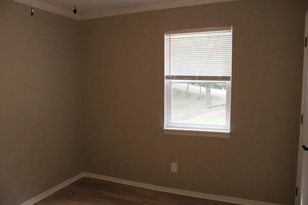 619 Lake Shore Drive New Concord KY 42076