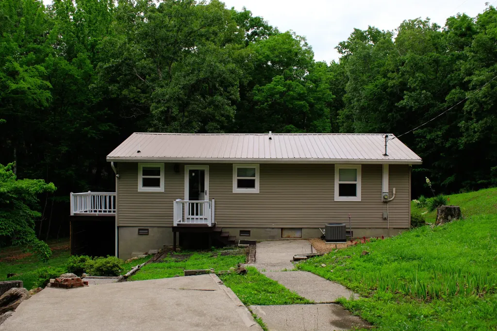 619 Lake Shore Drive New Concord KY 42076