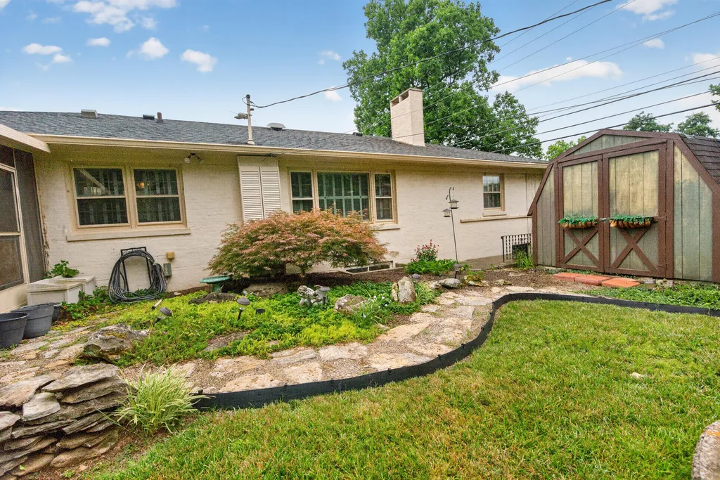 3349 Hunter Road Lexington KY 40502