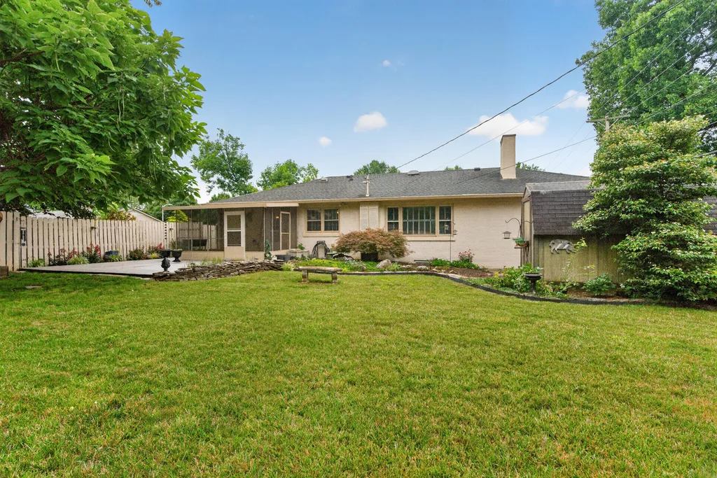 3349 Hunter Road Lexington KY 40502