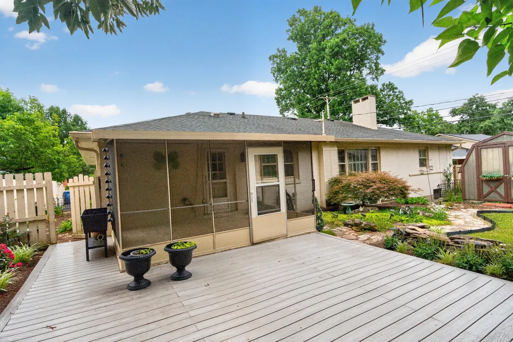 3349 Hunter Road Lexington KY 40502