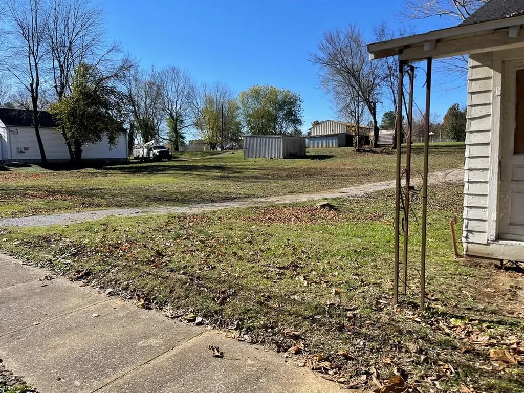 7385 Hanson Road Hanson KY 42413