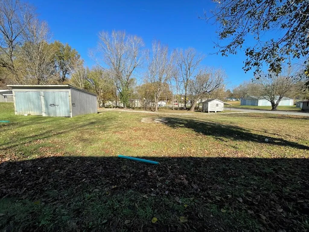 7385 Hanson Road Hanson KY 42413